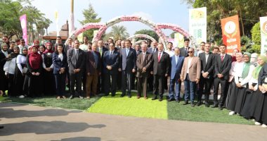 وزير الزراعة ورئيس جامعة القاهرة يفتتحان معرض كلية الزراعة للبساتين 