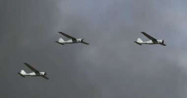 نيوز برو : 
                                            بلجيكا تستنفر دفاعاتها بعد رصد مسيّرات فوق قاعدة عسكرية شمال شرقى البلاد
                                        