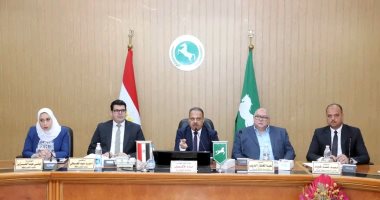 محافظ الشرقية يكرم المشاركين فى موسم توريد محصول القمح 2025 