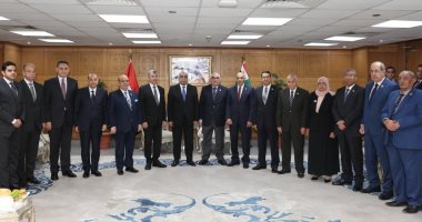 وزير العدل يزور هيئة قضايا الدولة والنيابة الإدارية للتهنئة بالعام القضائي الجديد