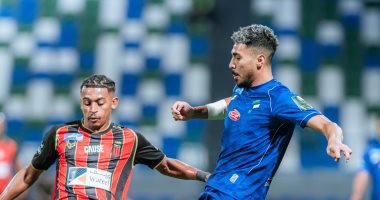 الفتح ضد الرياض .. التعادل السلبي يحسم الشوط الأول