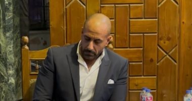 ابن فريدة سيف النصر يكشف لـ اليوم السابع سبب غياب والدته عن جنازة وعزاء شقيقها