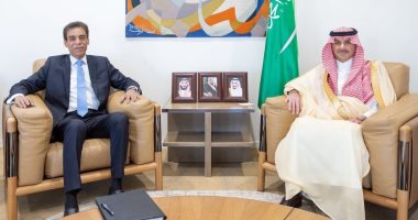 مساعد وزير الخارجية يلتقى مسئولين سعوديين بالرياض لبحث أوضاع الجالية المصرية