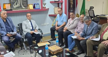 تعليم المنوفية يناقش نتائج مبادرة "اكتب" ومتابعة انتظام العملية التعليمية