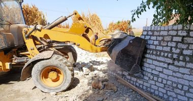 استرداد 1294 فدانا و6 آلاف متر مربع خلال حملة لإزالة 64 حالة تعدى بأسيوط