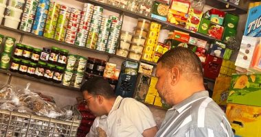 ضبط 107 مخالفات تموينية متنوعة خلال حملات على الأسواق بأسوان