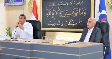 محافظ السويس يؤكد على العمل لخدمة المواطن وتكثيف أعمال النظافة