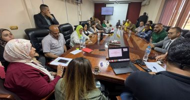 إيمان كريم تجتمع بالإدارات الفنية.. وتوجه بمتابعة شكاوى ذوى الإعاقة