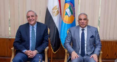 مجلس جامعة طنطا يعقد اجتماعه الدورى بحضور محافظ الغربية