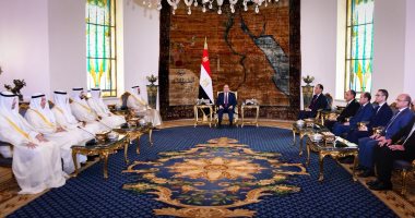 رئيس وزراء الكويت يشيد بدور الجالية المصرية وإسهاماتها فى بلاده