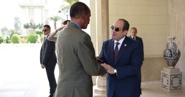 الرئيس السيسى يستقبل رئيس إريتريا ويشيد بمشاركته فى افتتاح المتحف المصرى