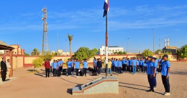 مدير التعليم بجنوب سيناء يشدد على الانتماء وعظمة الأجداد فى طابور الصباح