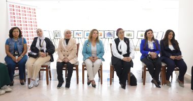 المستشارة أمل عمار تتفقد أنشطة برنامج نورة بحى الأسمرات