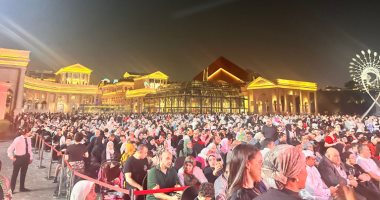 المصريون فى قطر يحتفون بافتتاح المتحف الكبير.. صور