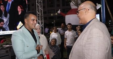 عروسان يشاركان فى احتفالات افتتاح المتحف المصرى الكبير فى قليوب.. صور