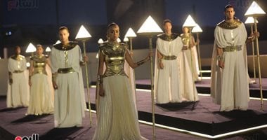 محافظة أسوان: السياح الأجانب شاركونا الاحتفال بافتتاح المتحف المصرى