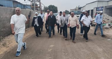 نائب محافظ الجيزة يتفقد أعمال التطوير بطرق كرداسة وأوسيم.. صور