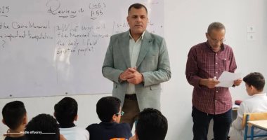 وكيل تعليم دمياط يبحث احتياجات المدارس لسد عجز المعلمين