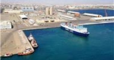 تداول 12 ألف طن و642 شاحنة بضائع عامة ومتنوعة بموانئ البحر الأحمر