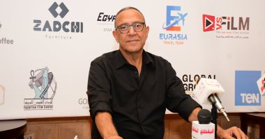 أشرف عبد الباقى فى ندوة تكريمه بـ VS-Film: بدأت التمثيل كهاوٍ وقدمت أكثر من عرض على مسارح مراكز الشباب وقصور الثقافة.. تجربة مسرح مصر اعتمدت على كوميديا الارتجال.. وأهم مميزاتها أنها إعادة الجمهور لدار العرض