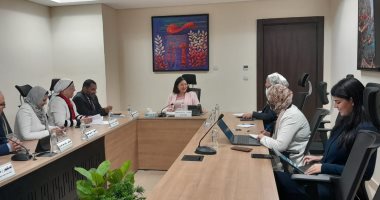 وزارة التضامن تبحث مع الصحة آليات الكشف المبكر وعلاج السرطان بالمجان