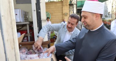 محافظ المنوفية يشهد استلام 2 طن لحوم من صكوك الإطعام لتوزيعها على الأولى بالرعاية