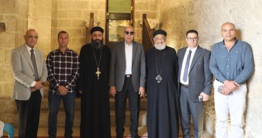 محافظ المنيا يتفقد منطقة جبل الطير بسمالوط ويلتقى مسئولى المطرانية