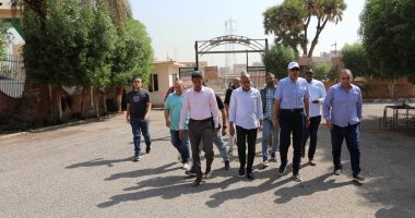 محافظ أسوان يتفقد المدينة الشبابية لاستقبال رحلات قطار الشباب