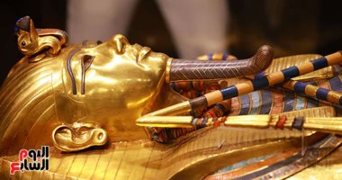 مقتنيات أثرية نادرة تعرض لأول مرة.. قاعات الفرعون الذهبي توت عنخ آمون 