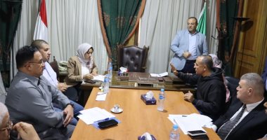 نائب محافظ القليوبية تبحث لحل مشكلات مدن القناطر الخيرية وشبرا الخيمة وقليوب