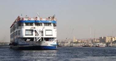 خطوات حجز رحلة سياحية على متن باخرة نيلية فى أسوان.. صور