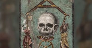 تذكار الموت.. فسيفساء تعود إلى ما قبل ثوران بركان فيزوف فى بومبى