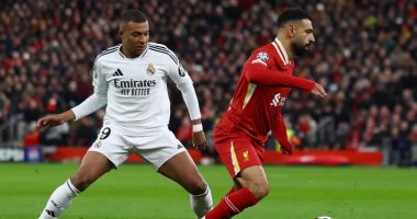 حقيقة تجاهل محمد صلاح لمصافحة أرنولد بعد قمة ليفربول ضد الريال.. فيديو