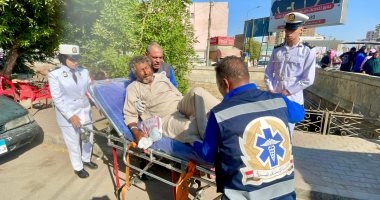 أمن الفيوم ينقذ مسنا مشردا من الموت ويوفر مأوى آمن له بعد تلقى العلاج بالمستشفى