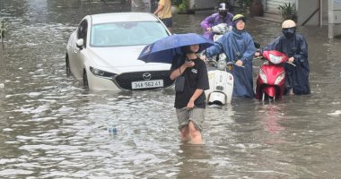 ارتفاع حصيلة ضحايا فيضانات إندونيسيا إلى 753 قتيلا و650 مفقودا