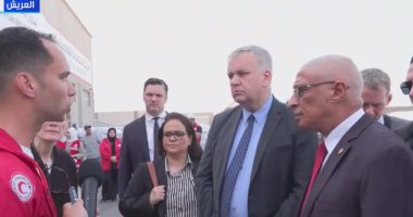 سفير ألمانيا يزور مركز الهلال الأحمر بالعريش لدعم جهود المساعدات إلى غزة