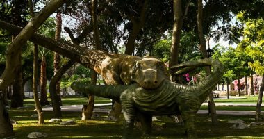 حديقة الديناصورات بالإسكندرية تستقبل زوارها على مساحة 16 ألف متر