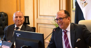 محافظ القاهرة: مبادرة صنع فى جامعة حلوان خطوة لدعم الصناعة المحلية