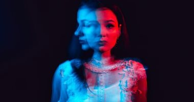 اللون الأزرق يكشف ميولا نفسية لدى المصابين بالاضطرابات العقلية