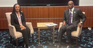 الدكتورة مايا مرسي والمفوض السامي للاجئين لشؤون العمليات بالأمم المتحدة