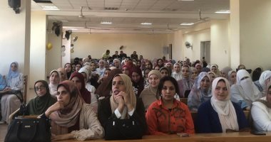 جامعة دمنهور تعقد ندوات توعوية لترسيخ قيم المشاركة بانتخابات النواب