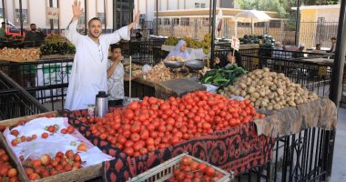 أسعار الخضراوات والفاكهة والأسماك والدواجن اليوم الاثنين فى الفيوم
