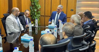 وزير البترول يجري زيارة مفاجئة لشركة أبسكو لمتابعة سير العمل ودعم تنفيذ الأنشطة