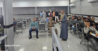 وزارة العمل تواصل اختبارات المتقدمين للعمل فى مزارع مواشى بالأردن