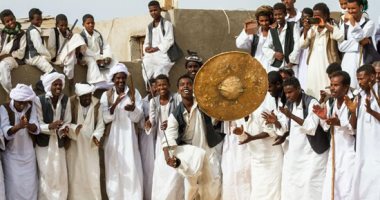 الهوسيت رقصة الانتصار عند قبائل حلايب وشلاتين فى قلب الصحراء الشرقية