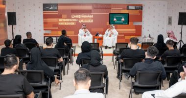 نقاد: تجربة خليل مطران جريئة والتفعيلة منحت القصيدة حرية إيقاعية