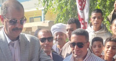 محافظ سوهاج يفتتح معرض سوق اليوم الواحد بدار السلام بتخفيض 50٪.. مباشر