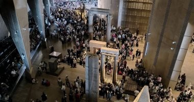 إقبال تاريخي ونفاد التذاكر.. المتحف المصرى الكبير يبهر العالم.. فيديو