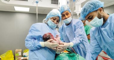 العمليات القيصرية دون تخدير فى غزة.. الحوامل أمام خيارين أحلاهما مر: الخضوع للجراحة بدون بنج أو مواجهة مخاطر صحية قد تصل للوفاة.. مدير المستشفيات بالقطاع: إجراء الولادات دون تخدير أمر مؤلم ولا يمكن تصوّره