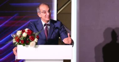 وزير الاتصالات يلقي كلمة خلال احتفالية هواوي في المتحف المصري الكبير